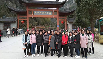 科瑞特“感恩有你，與愛(ài)同行”女神節(jié)活動(dòng)